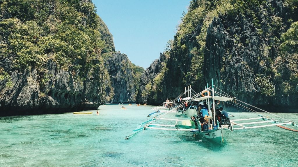 direct flights to the Philippines